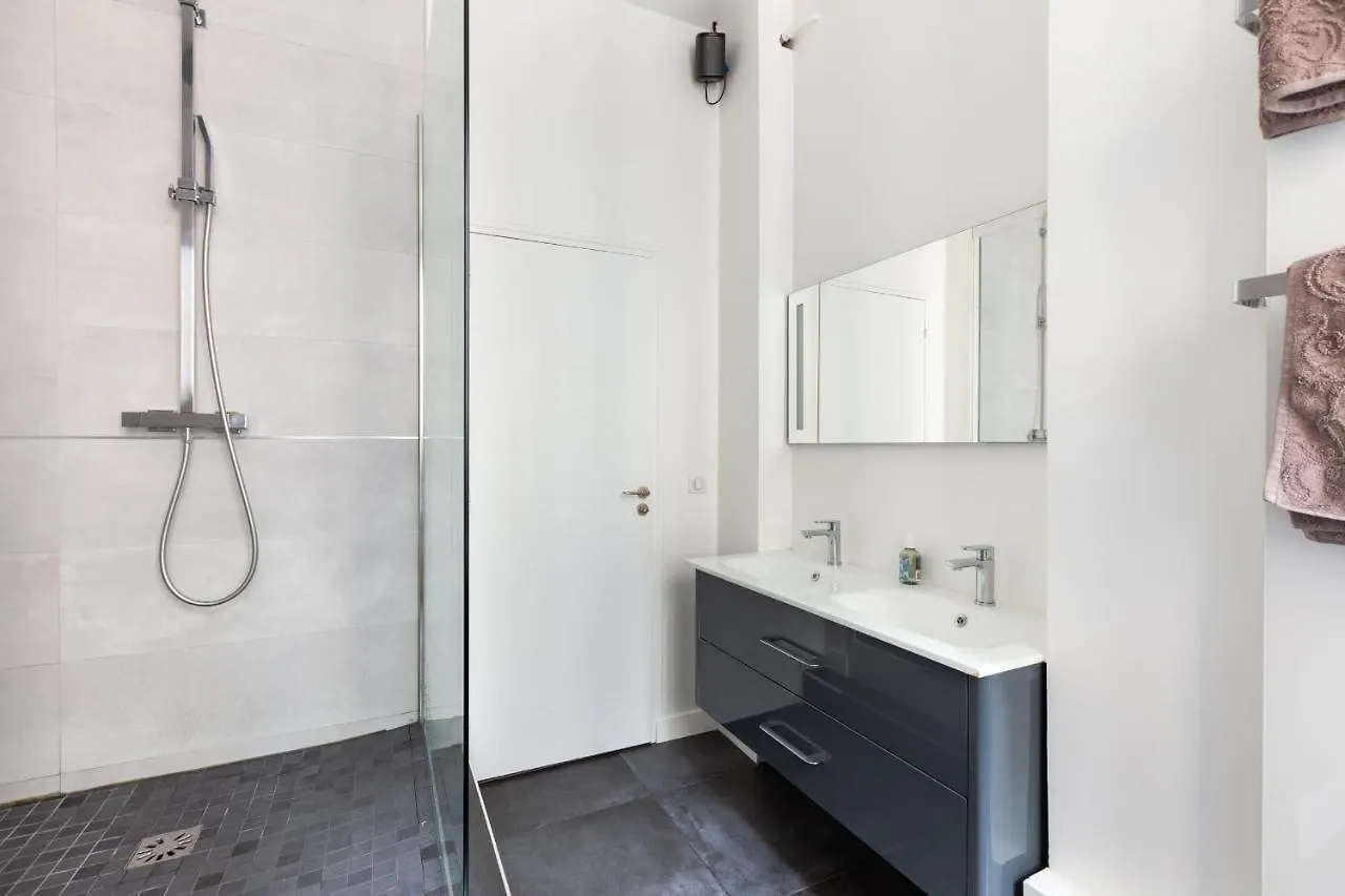 Charme Parisien Pres De L'arc De Triomphe - 183 M² *