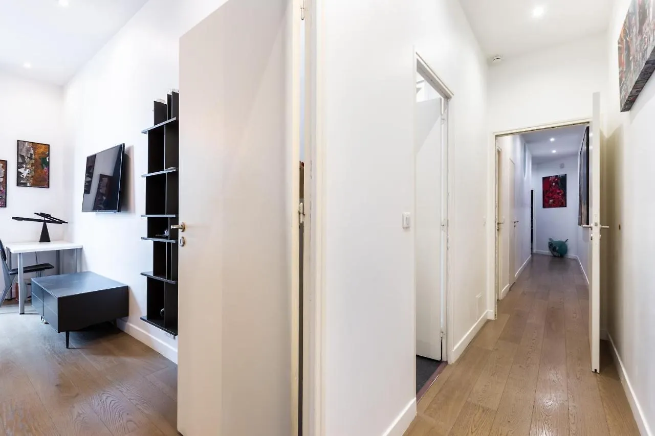 Charme Parisien Pres De L'arc De Triomphe - 183 M² * Paris