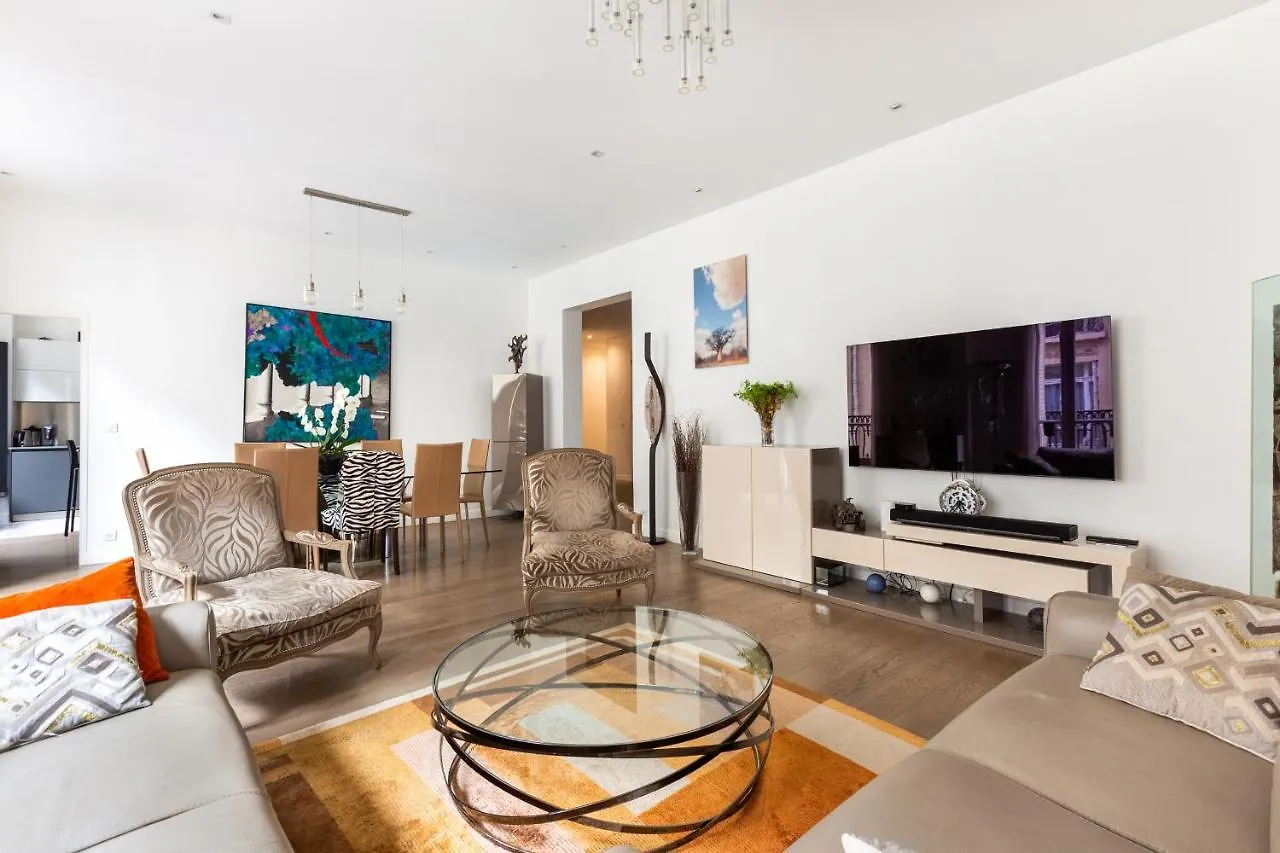 Charme Parisien Pres De L'arc De Triomphe - 183 M² Paris